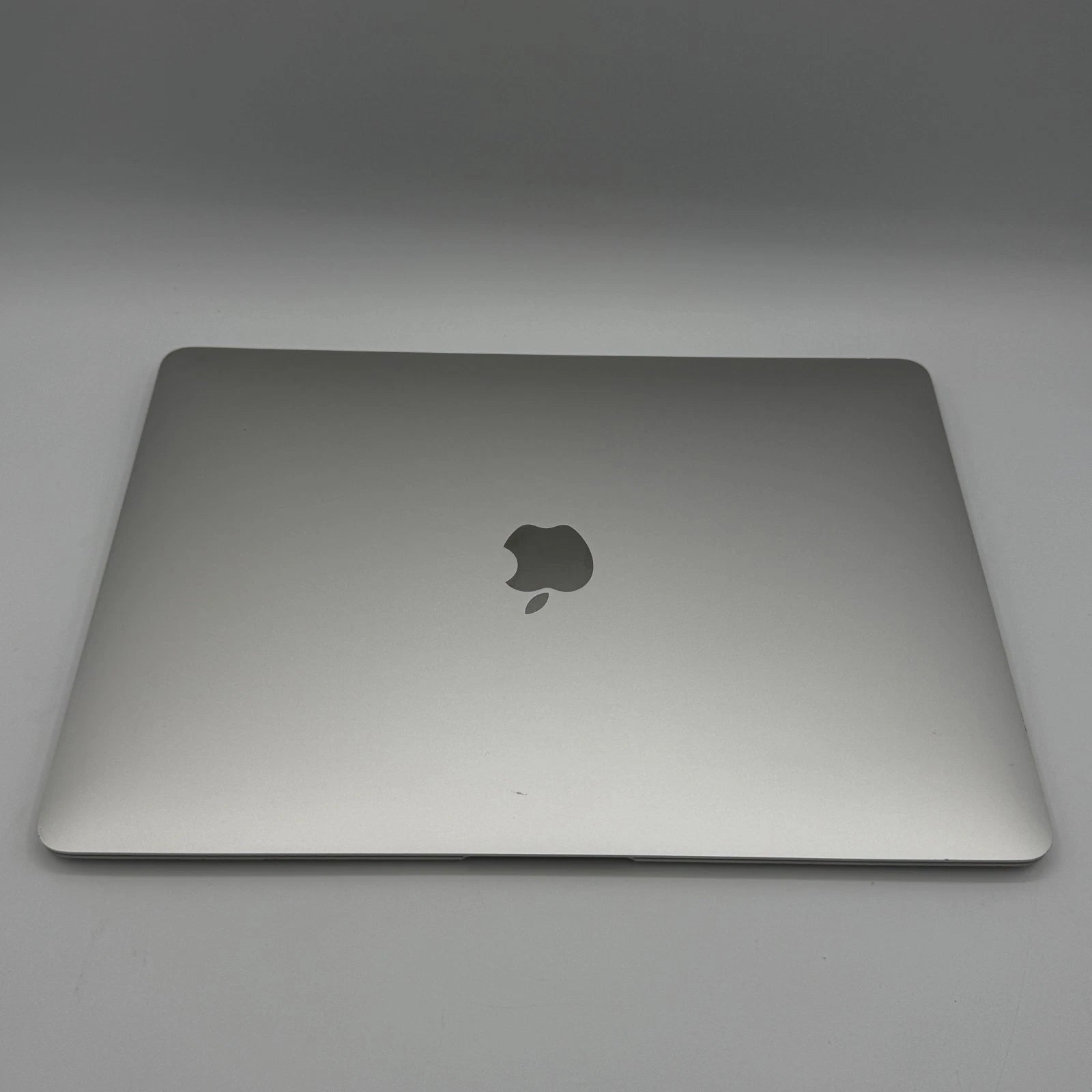 MacBook Air 13" (2019) – Pantalla Retina | Intel Core i5 | 8GB RAM | SSD - Usado